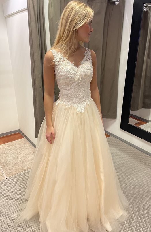 Mira Bell Ballkjole Standard størrelse